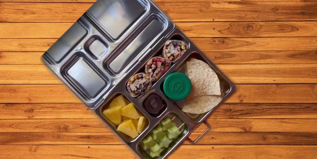 Chicken-Salad-Pinwheelst-for-kids-lunch-box